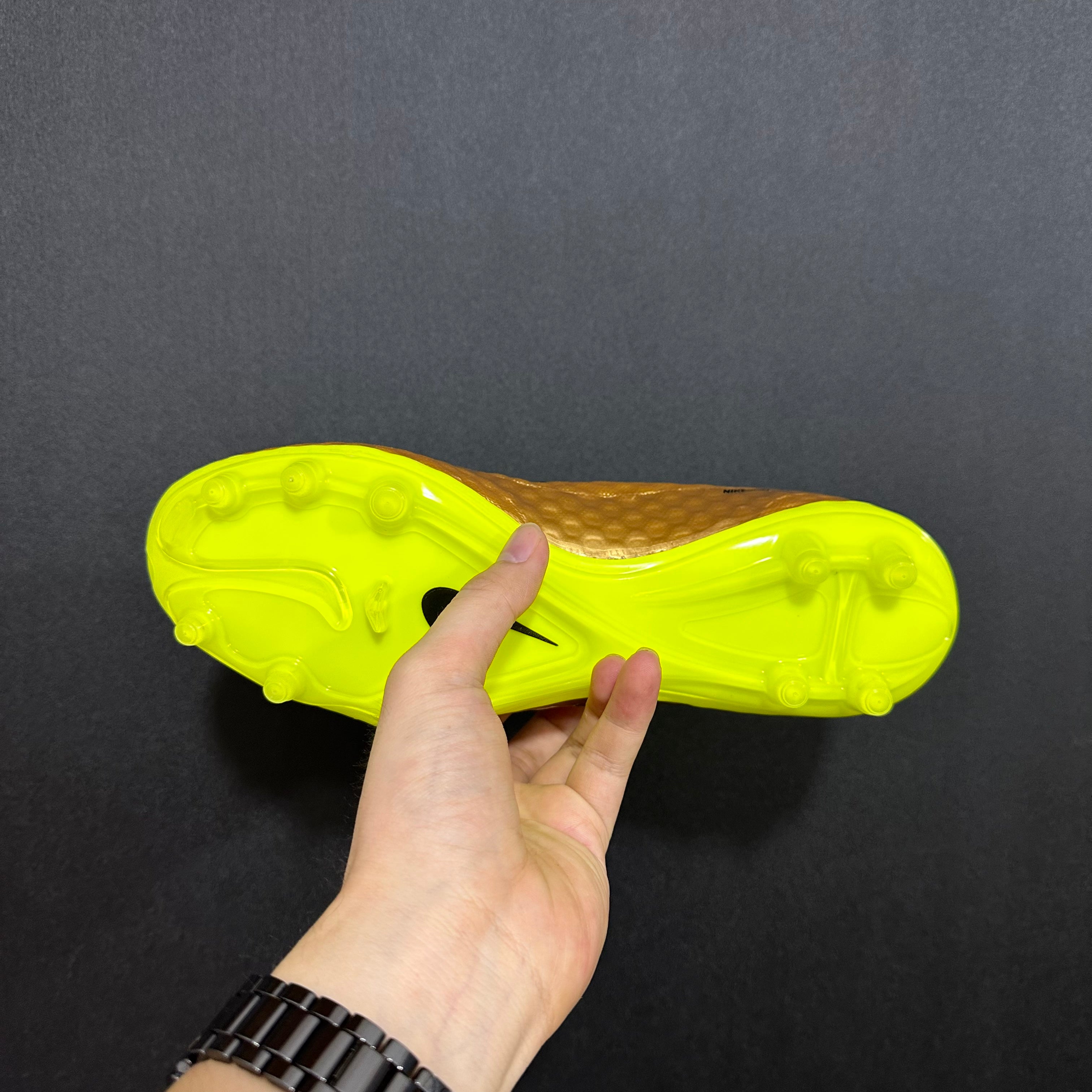 Hypervenom Phantom 1 Elite FG Gold