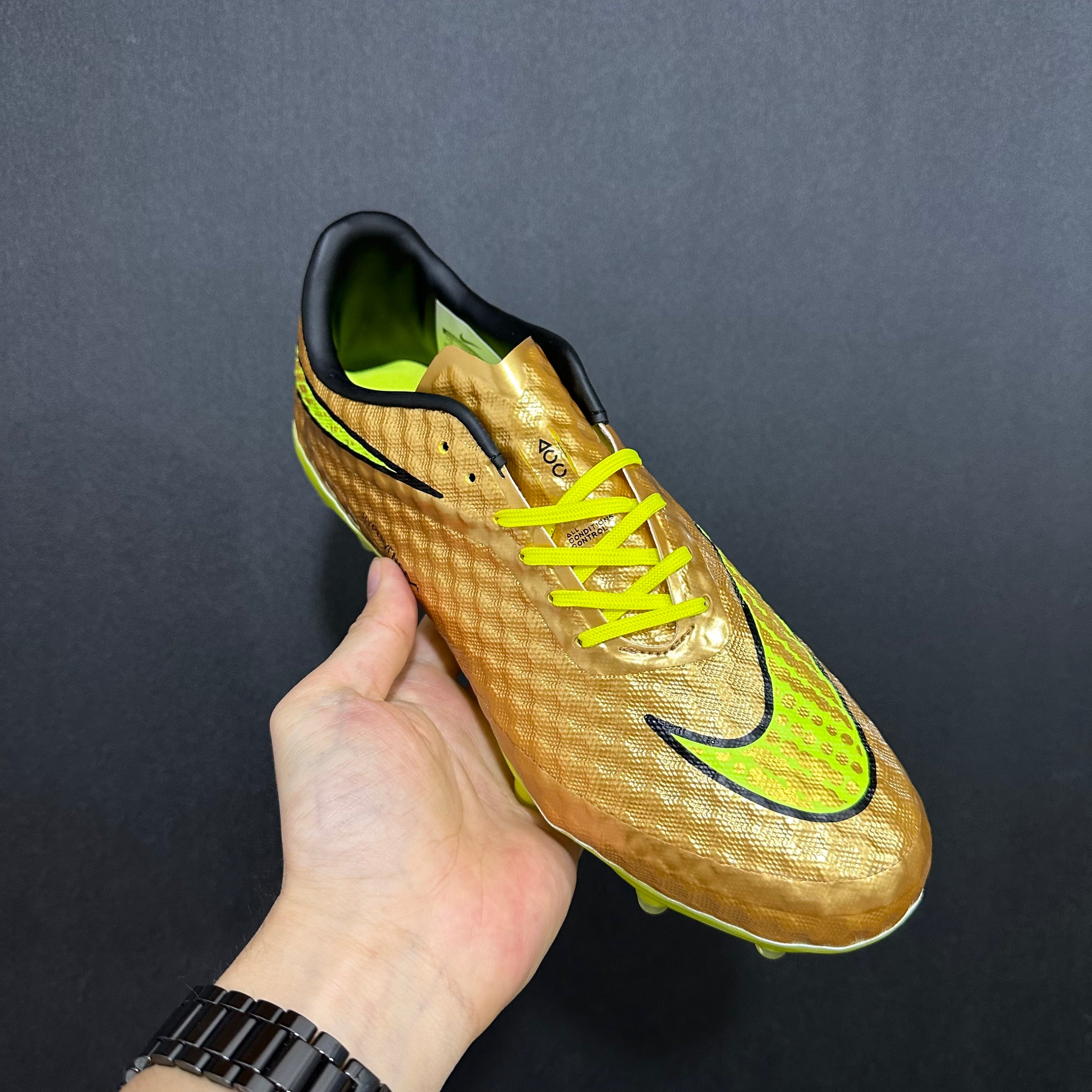 Hypervenom Phantom 1 Elite FG Gold