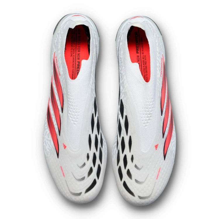 Predator Elite Laceless FG Chaos vs Control